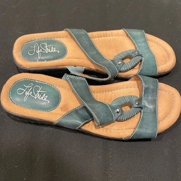 lifestride sandals - Picture 4 of 4